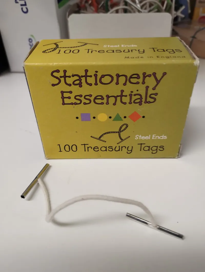 100 Treasury Tags with Steel Ends