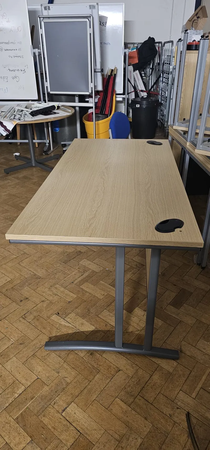 Straight Desk 1400mm