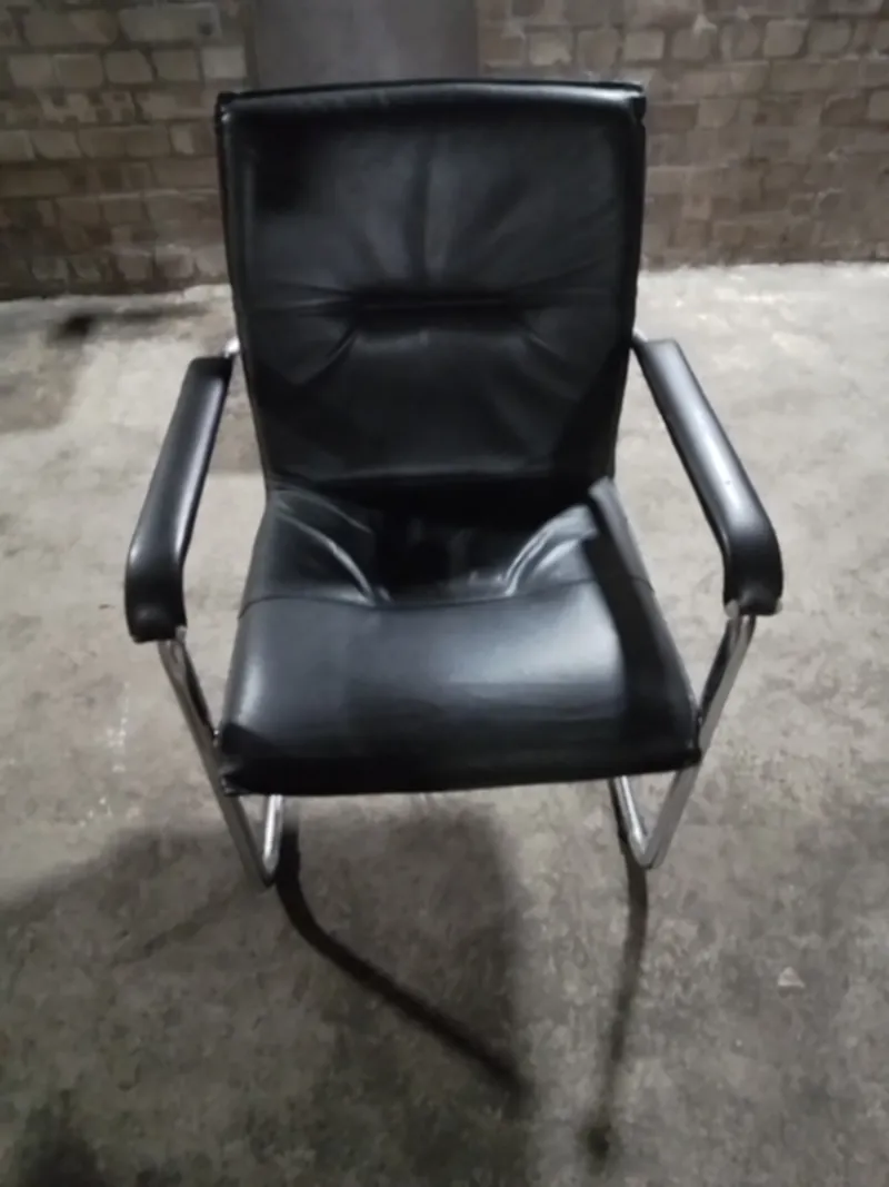 Black Leather Cantilever Visitor Chairs