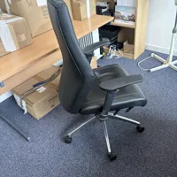 Office Chair, Black. Adjustable, on Wheels