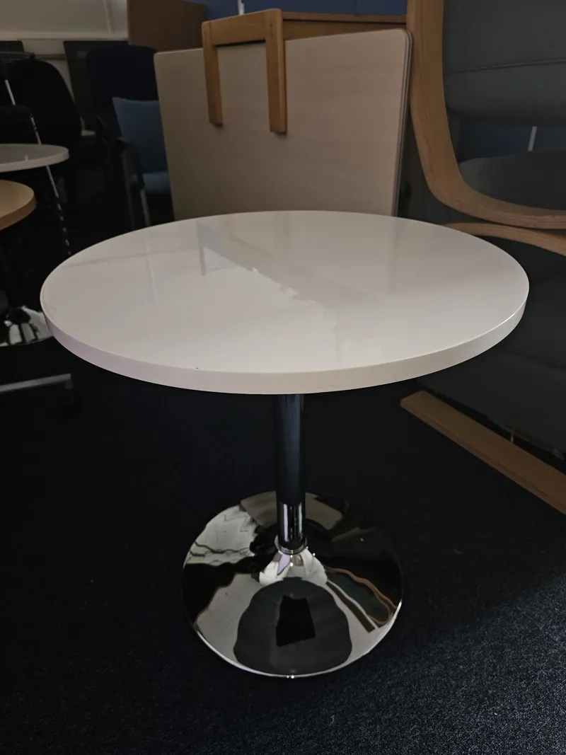 White Round Café/Bistro Table with Chrome Pedestal Base