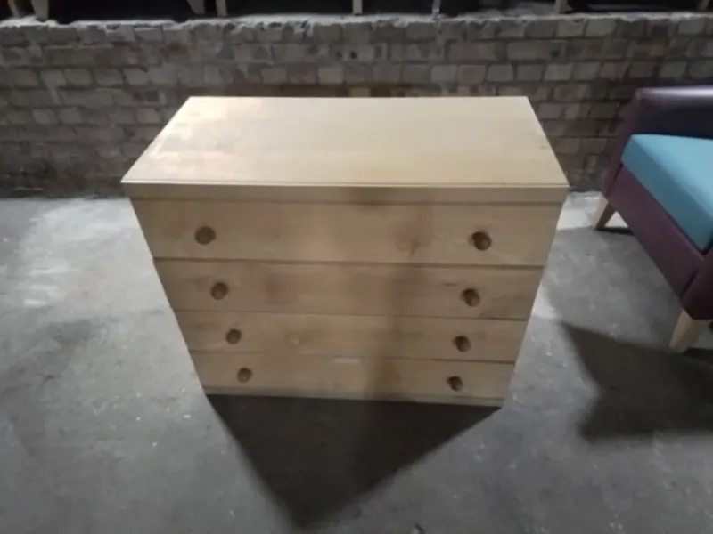 Light Oak 4-Drawer Chest of Drawers