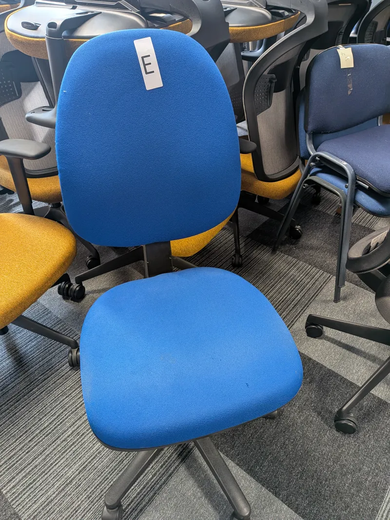 Office Chair E - Blue