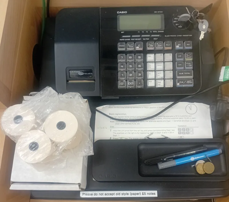 Casio SE-S1000 Electronic Cash Register with Accessories