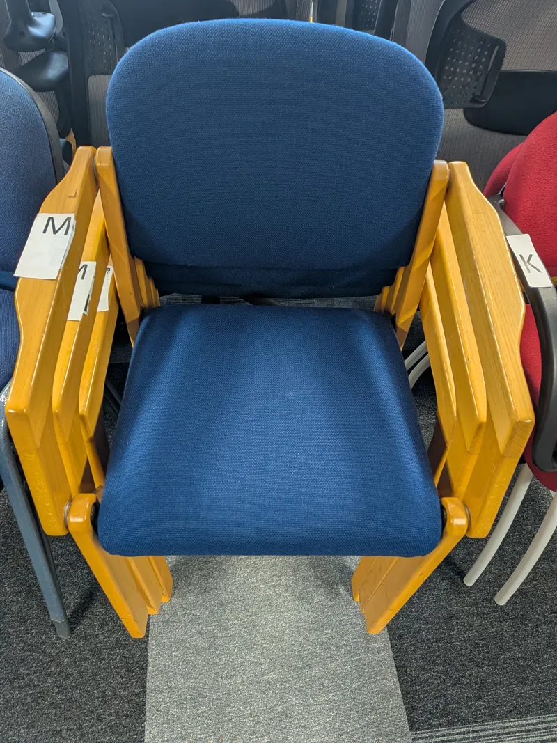 Visitors Chair M - Blue