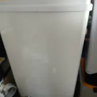 Wybone 80l yellow top bins