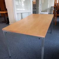 (4S) table